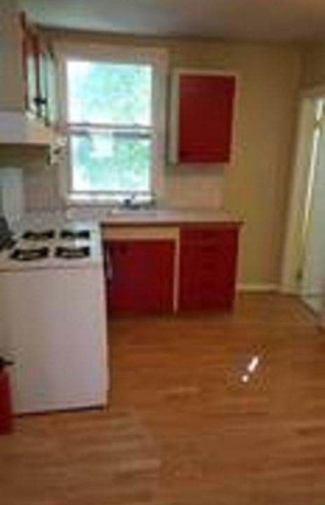 2nd image of 614 Roland Ave