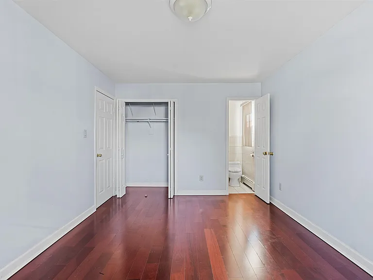 407 Manila Ave #2 — Photo 4