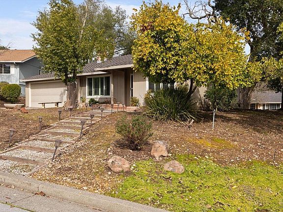 5th image of 6481 Meadowridge Drive
