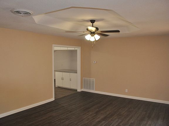 2nd image of 2629 W Beauregard Ave