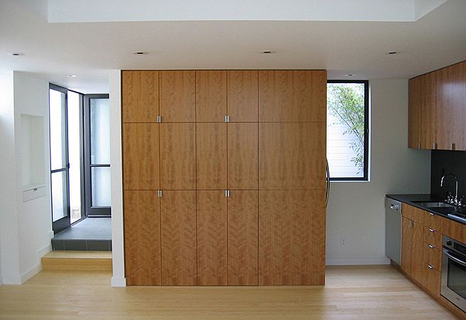 2nd image of 1333 Green St