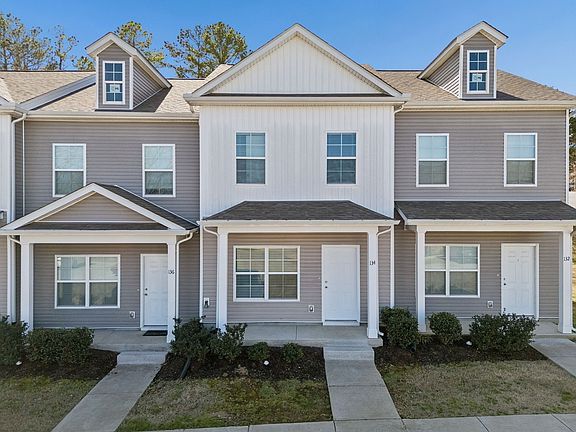 2nd image of 134 Kathryn Ct