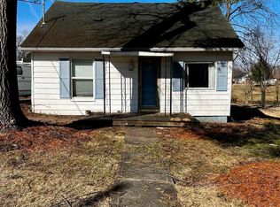 408 E Liberty Ave, Orient, IL 62874