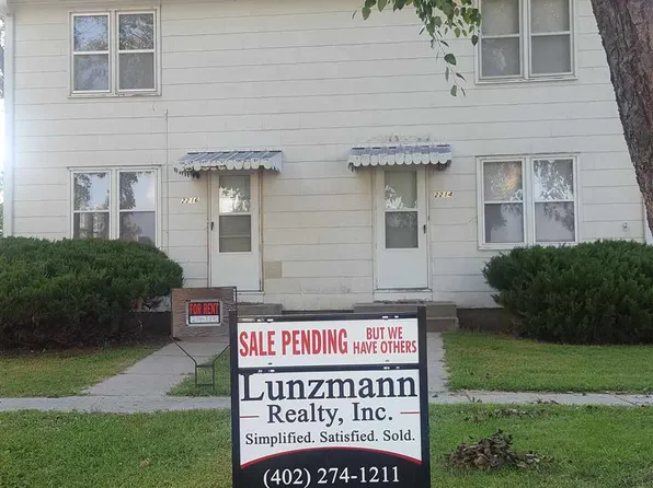 2214 K St, Auburn, NE 68305