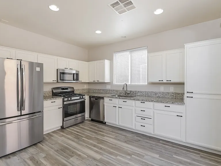 680 Marlberry Pl — Photo 9