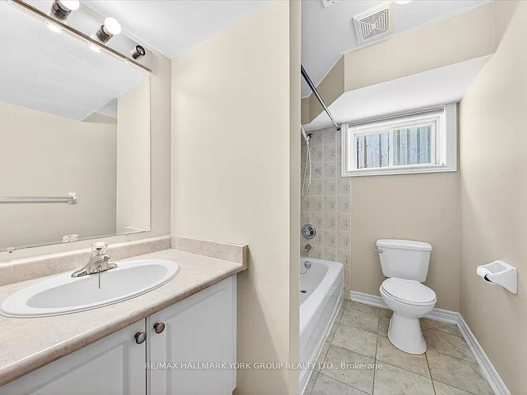 1284 Gina St — Photo 18