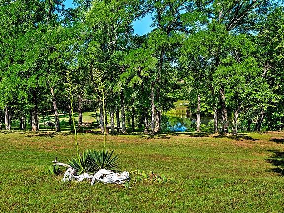 2nd image of 1826 Flowers Dr