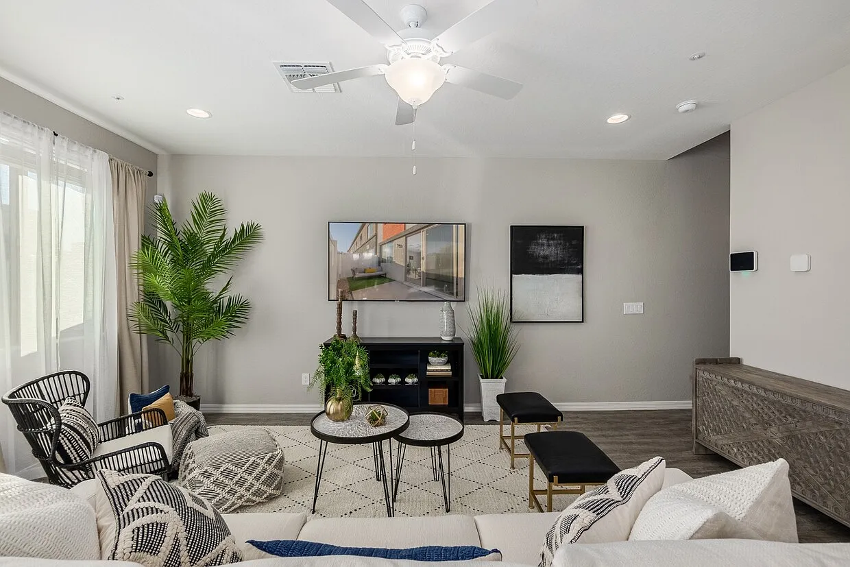 3 bed, 2.5 bath, 1760 sqft, $2,899 — Photo 4