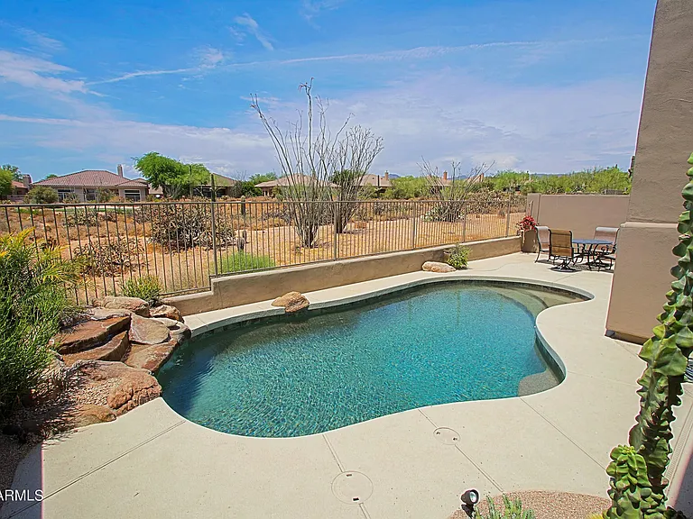 9616 E Chuckwagon Ln — Photo 8