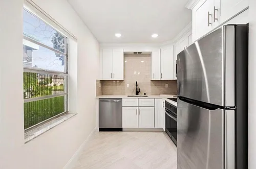 401 Monaco Park #401 Photo 1