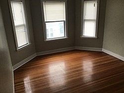 4th image of 67 Marlborough St