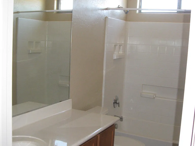 43350 W Elizabeth Ave — Photo 16