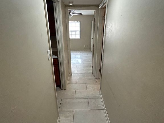 3rd image of 1810 Pasco St APT 7