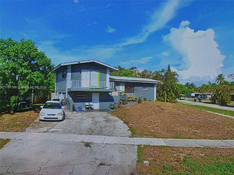 1st image of 1001 Indiana Ave