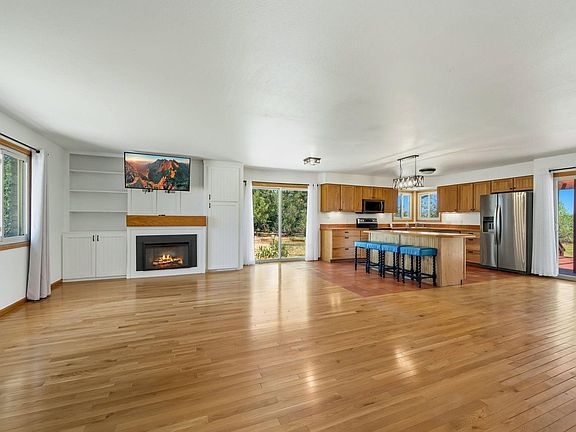 5th image of 5005 Swainsona Dr