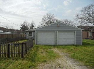 1426 W 7th St, Freeport, TX 77541