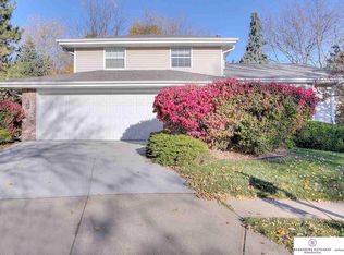 2114 N 125th Cir, Omaha, NE 68164