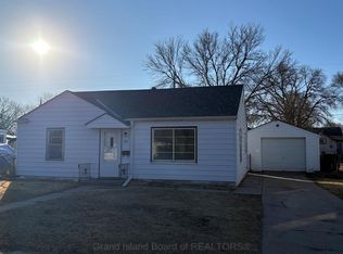 315 E 15th St, Grand Island, NE 68801
