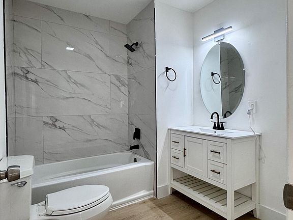 4th image of 20834 Sedgewick Dr #327