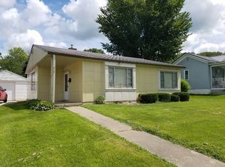415 S Main St, Sigourney, IA 52591