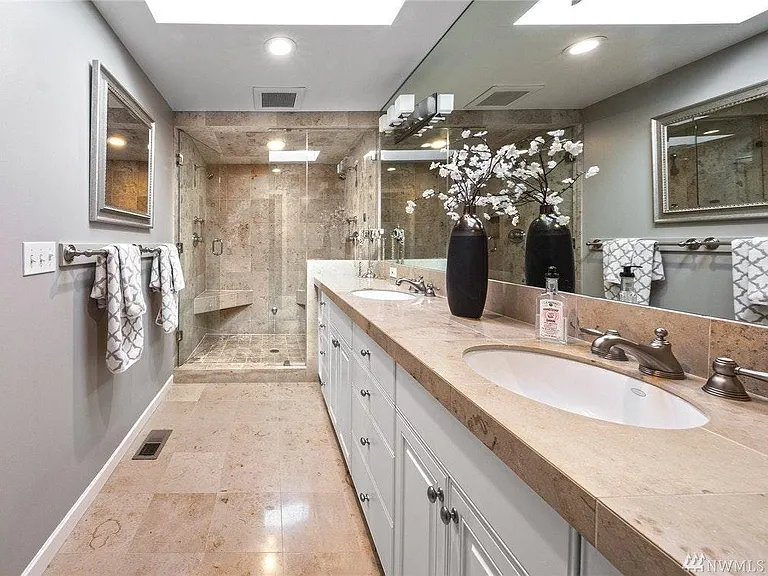 2740 Evergreen Point Rd — Photo 9