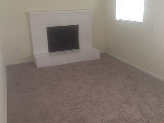 5th image of 452 Stoneacres Dr