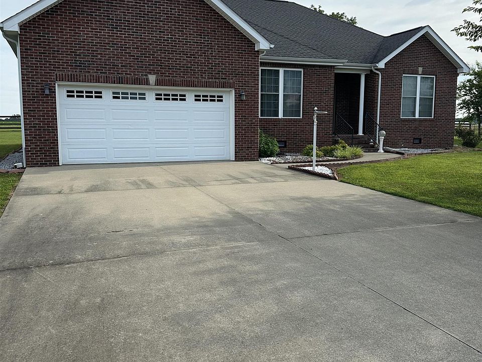 1st image of 2238 Mitchell Dr