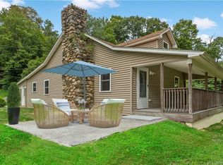 10 Stagecoach Rd, Cold Spring, NY 10516