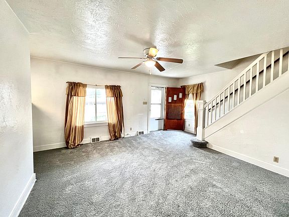 2nd image of 1423 Belasco Ave