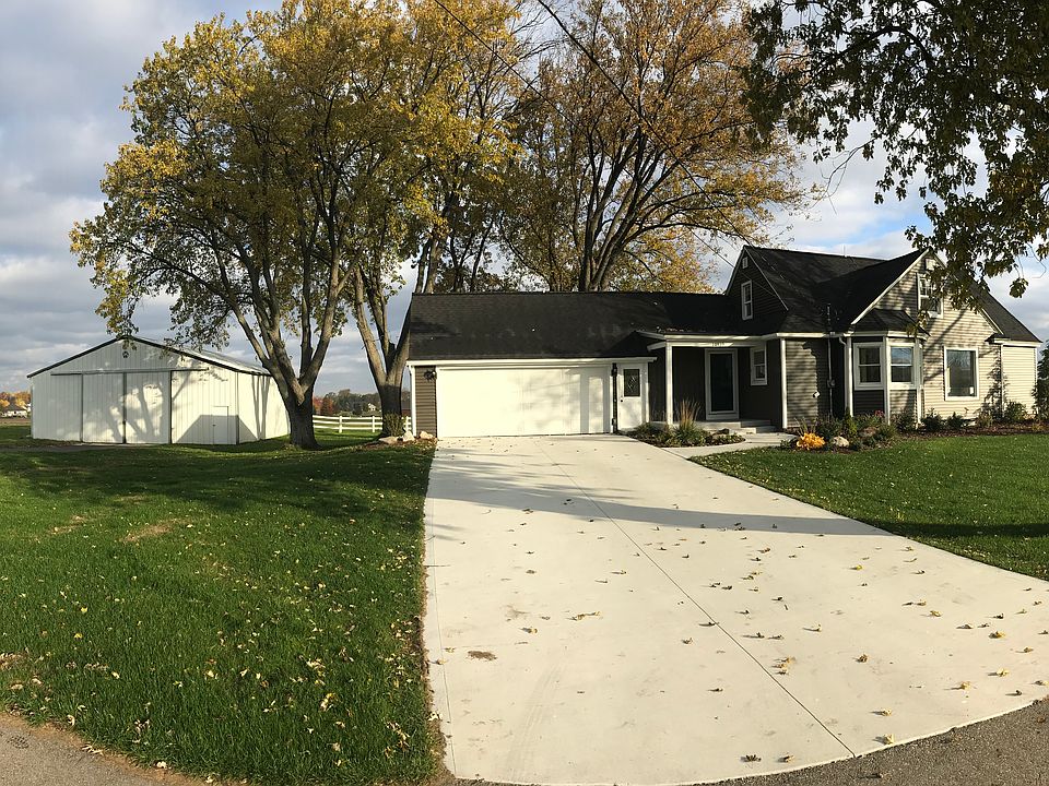 House with 40x52 barn
