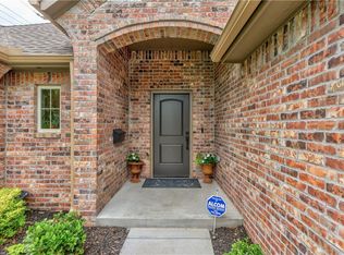 9416 Mahler Pl, Oklahoma City, OK 73120