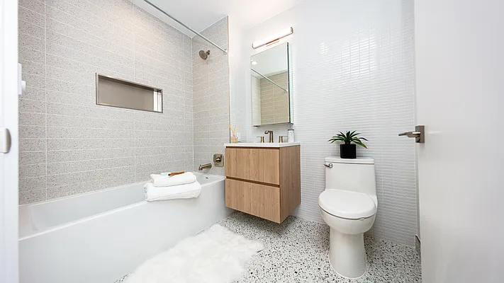 Rented by Nooklyn NYC LLC | media 15