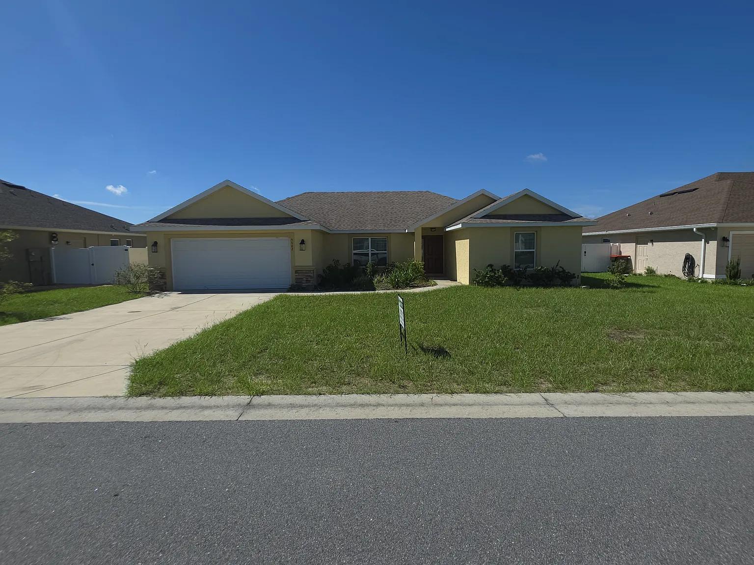 4 bed, 1873 sqft, $2,295 — Photo 1
