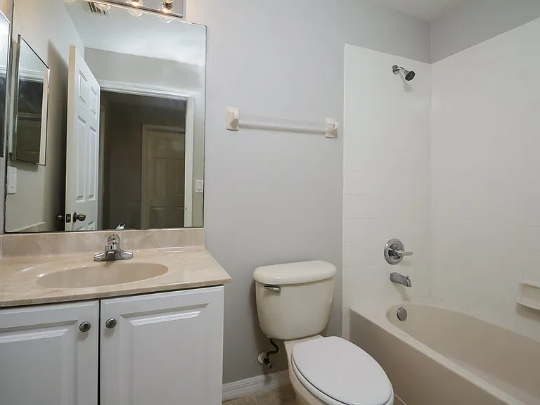 11008 Laurel Brook Ct — Photo 14