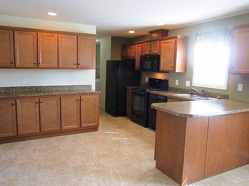 3rd image of 842 Wickwood Way