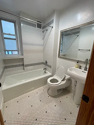 Rented by FirstService Realty (legacy) | media 16