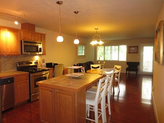 5th image of 13405 97th Ave E Unit 305
