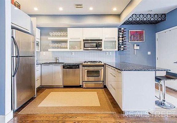 3rd image of 1752 Dean St #1