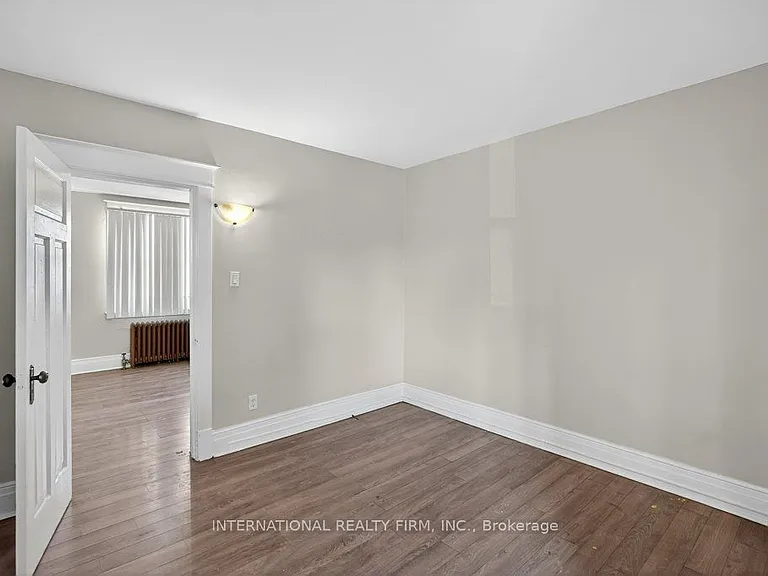109 Balsam Ave S #4 — Photo 20