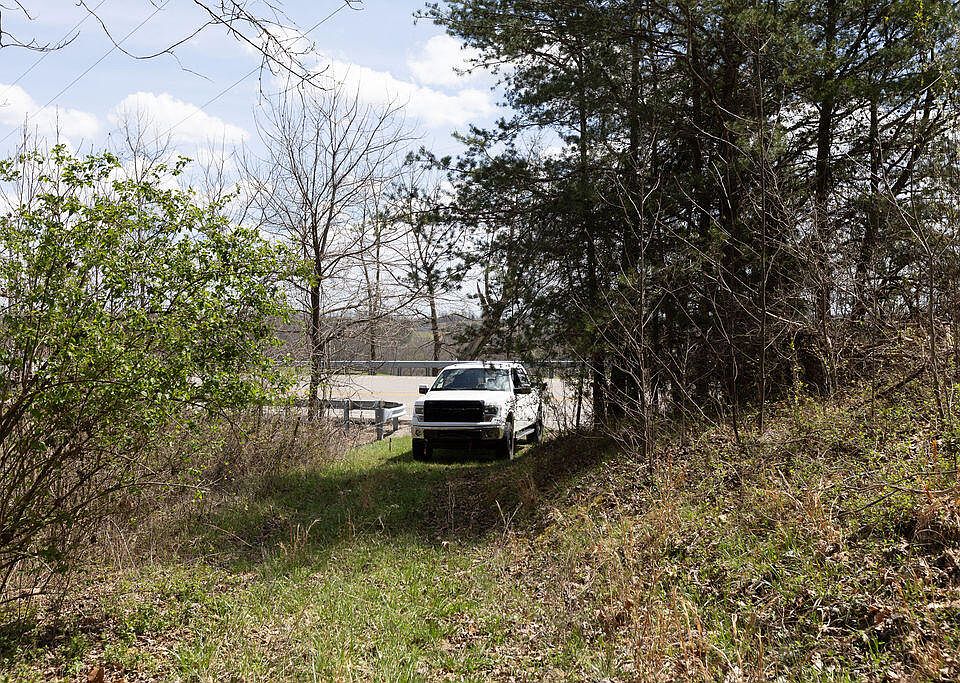 25th image of 645 State Highway 173