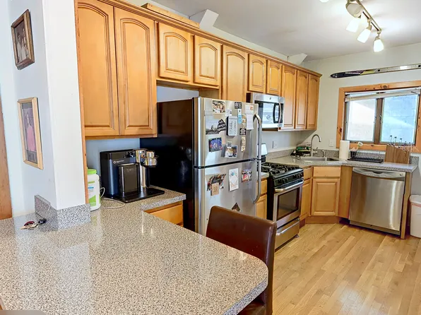 146 Sycamore St #1, Somerville, MA 02145