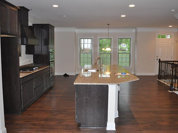 Main Level, Kitchen & Family room