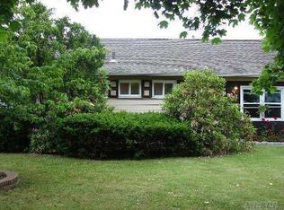 2519 Bush St, East Meadow, NY 11554