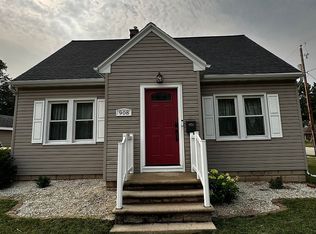908 14th Ave, Green Bay, WI 54304