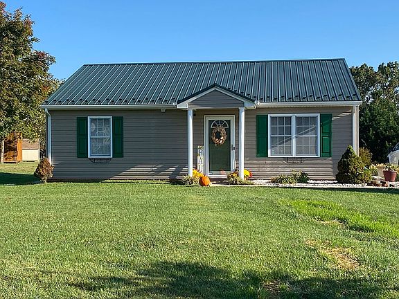 4th image of 121 Dale Dr