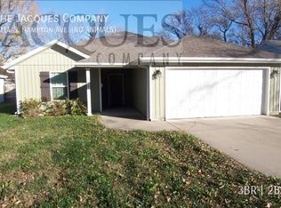 2014 S Hampton Ave, Springfield, MO 65807