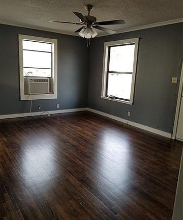 4th image of 1508 N 68th Ave E