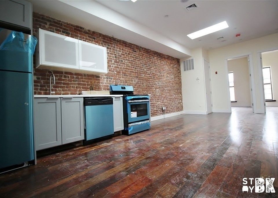 1st image of 306 Tompkins Ave APT 3F