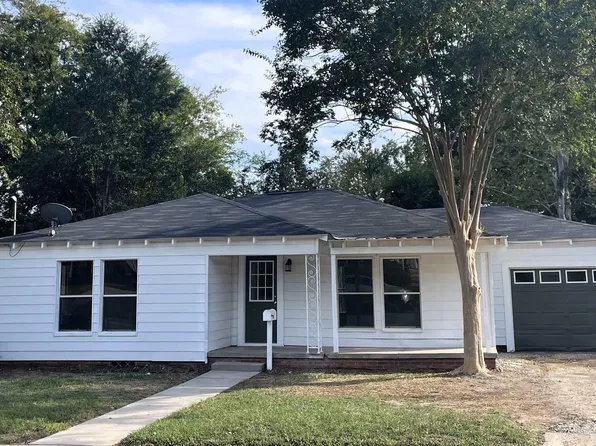 511 W Patten St, Mineola, TX 75773