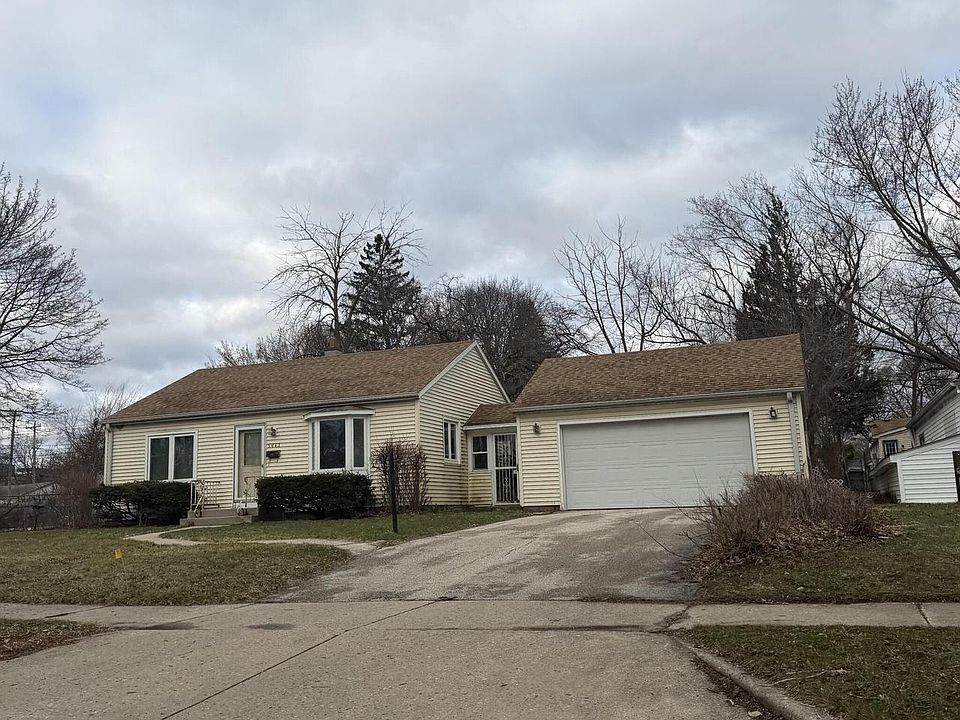 2nd image of 5643 N 66th STREET
